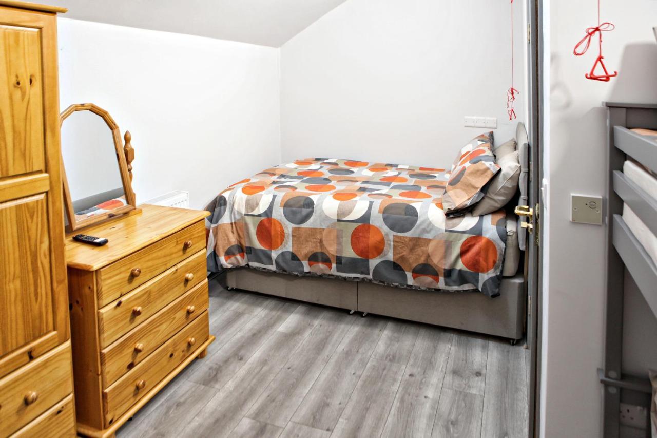 Aunt Rachel'S Barn Hostel بوشميلس المظهر الخارجي الصورة
